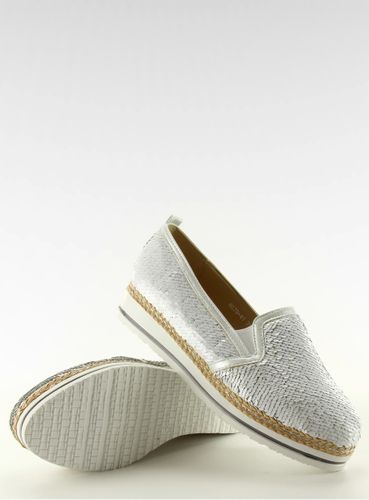 Slip-on fish scales 6070 White - 41 na Arena.pl