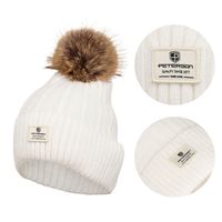 damska czapka zimowa z pomponem w naturalnych barwach - peterson