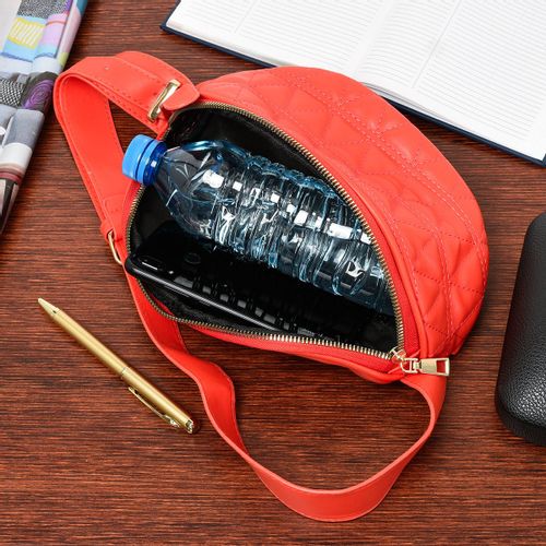 Czerwona Saszetka Damska Przez Ramię Na Pasku Modna Trójkąty I07 na Arena.pl