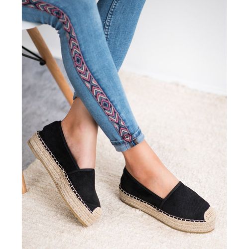 Wsuwane Buty Na Platformie r.39 na Arena.pl