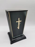 EKSKLUZYWNA KAPLICZKA CAŁA SZKLANA CZARNA ZŁOTE DODATKI KRZYŻ DEKORACY