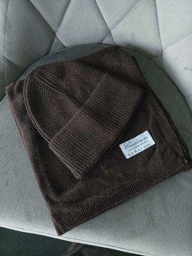 Szal + czapka 50 % kaszmir 50 % wełna : komplet na Arena.pl