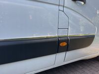 Nissan NV400 - BUS Listwy CHROM BOCZNE DRZWI