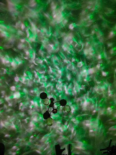 PROJEKTOR GWIAZD LAMPKA NOCNA RZUTNIK LED DO SYPIALNI DLA DZIECI NA PREZENT na Arena.pl