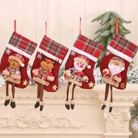 PIĘKNA DEKORACJA BOŻONARODZENIOWA SKARPETY DO ZAWIESZENIA NAD KOMINKIEM