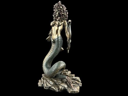 FIGURKA MEDUZA VERONESE (WU76209A4) na Arena.pl