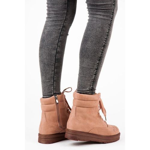 Wiązane botki na platformie r.37 na Arena.pl