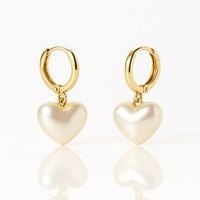 kolczyki ze stali szlachetnej pozłacane 14k złotem, perły serca kst3475