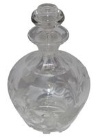 Mała kryształowa karafka