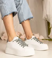 Białe sneakersy damskie z masywnym sznurowaniem Kessa 39