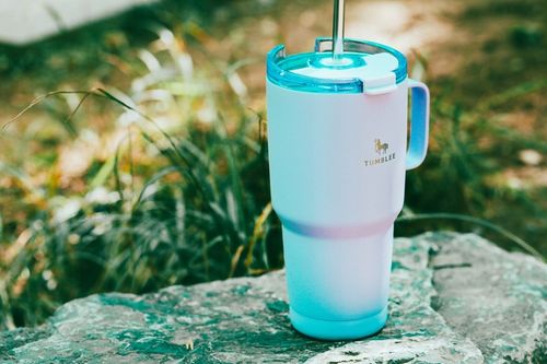 Kubek Termiczny do Auta Ze Słomką Ustnikiem Nieprzeciekający 900ml Termos na Arena.pl