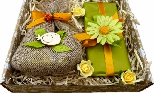 Fajny Prezent na Wielkanoc Zestaw Kosz BOX Prezentowy Czekolada Herbata zdjęcie 9