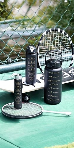 MOTYWACYJNA BUTELKA Z MIARKĄ DO WODY ZESTAW 3 BIDONY 3W1 2000ML 900ML 300ML na Arena.pl