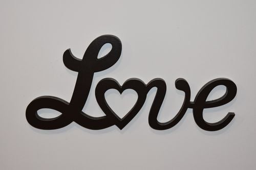Napis 3D Love na Arena.pl