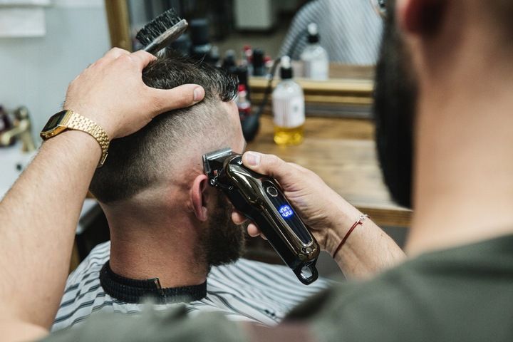 BEZPRZEWODOWA MASZYNKA DO STRZYŻENIA WŁOSÓW KEMEI KM-1990 BARBER USB LCD zdjęcie 6