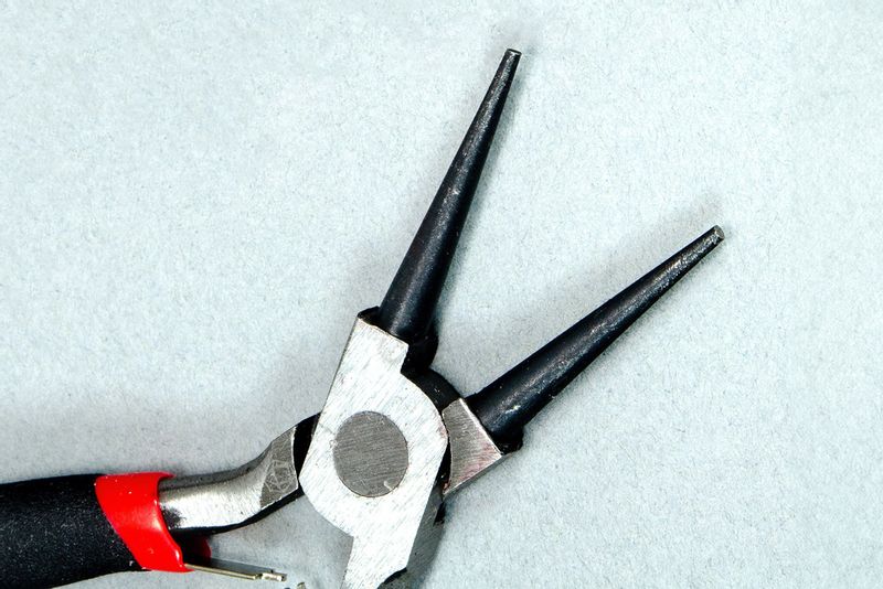 Narzędzia jubilerskie SZCZYPCE okrągłe do biżuterii 125mm 1szt. czarne zdjęcie 3