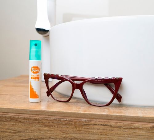 Japoński płyn do codziennego czyszczenia soczewek w okularach SOFT99 spray na Arena.pl