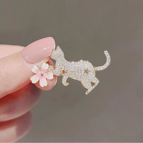 broszka ozdobna emaliowana - kotek z kwiatkiem bz211 na Arena.pl