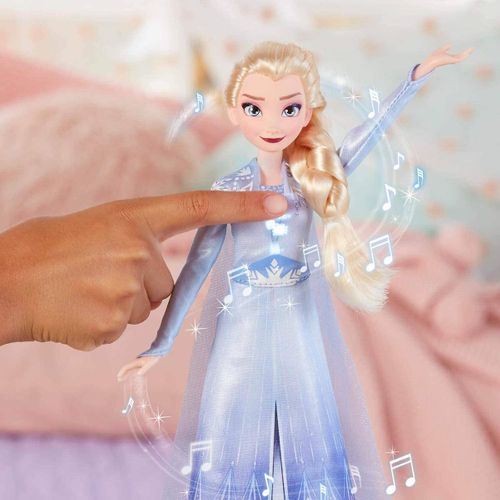HASBRO Kraina Lodu 2 Śpiewająca lalka Elsa E5498 na Arena.pl