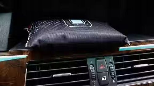 POCHŁANIACZ WILGOCI DO SAMOCHODU AUTA OSUSZACZ XXL DUŻY ZIMOWY NA SZYBY 2X na Arena.pl