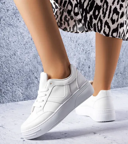 Białe sneakersy na platformie Trépanie 36 na Arena.pl