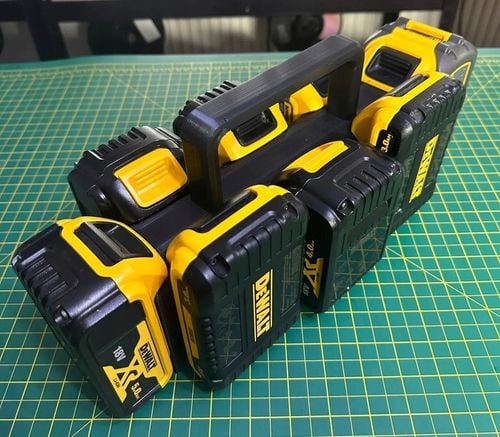 Koszyk na 8 baterii / Akumulatorów, do narzędzi DeWALT 18V i 54V na Arena.pl