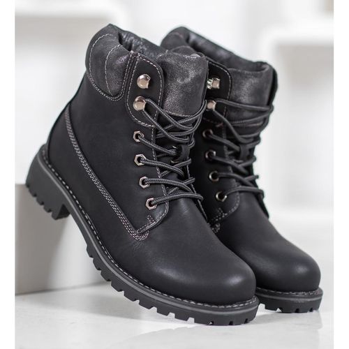 Czarne Trapery r.36 na Arena.pl