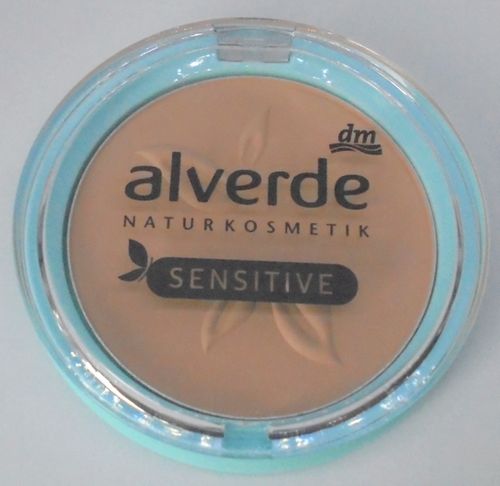 alverde Sensitive puder jasny light 01 na Arena.pl