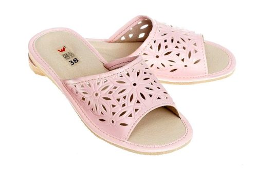 Przewiewne damskie pantofle z ażurowym wzorem pw077 pudrowy Obuwie 40 na Arena.pl