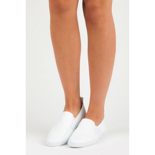 Białe Slipony MCKEYLOR r.39 na Arena.pl