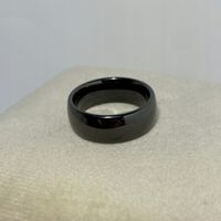 OBRĄCZKA CERAMICZNA CZARNA SZEROKA