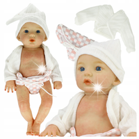 Lalka Jak Żywa Bobas Dzidziuś Noworodek z Rumieńcami 32cm Siedzi w Ubranku
