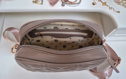 BEŻOWA TOREBKA LISTONOSZKA MONNARI MOCHA MOUSSE PASEK LOGO na Arena.pl