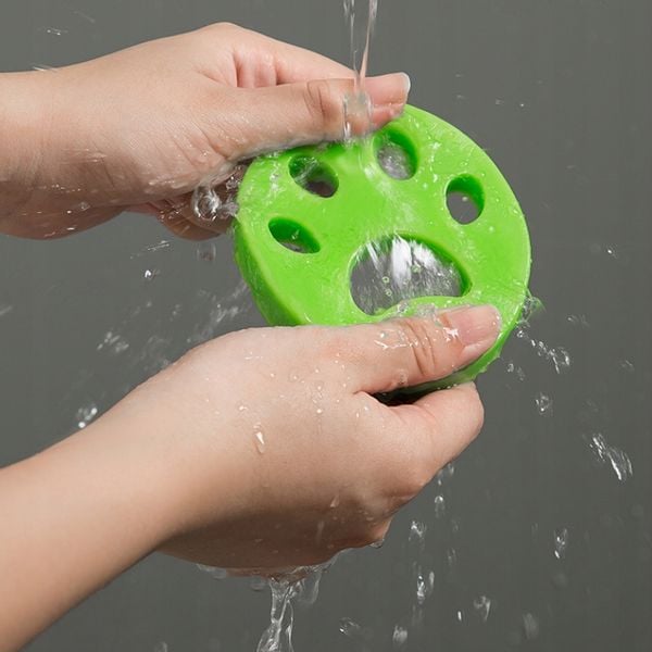 ŁAPKA DO PRALKI USUWANIE SIERŚCI PRANIA UBRAŃ 2szt zdjęcie 3