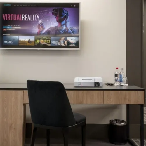 KONSOLA RETRO GRA TELEWIZYJNA 620 GIER TV AV + 2 PADY GIERKA GRY DUŻO na Arena.pl