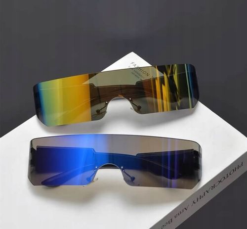 Futurystyczne OKULARY PRZECIWSŁONECZNE CZARNE Imprezowe UV400 + Etui na Arena.pl