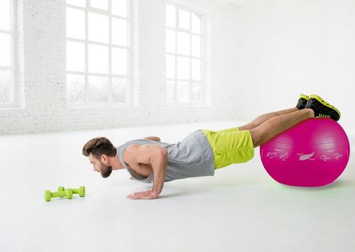 PIŁKA REHABILITACYJNA GIMNASTYCZNA DO ĆWICZEŃ TRENING FITNESS Z POMPKĄ 65cm na Arena.pl