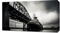 Obraz 70x40cm Statek przy Moście