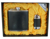 Piersiówka 180 ml Obszyta Czarną Skórą z Zapalniczką Gazową w Zestawie