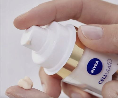 NIVEA CELLULAR LUMINOUS 630 Serum na przebarwienia przeciw plamom 30ml na Arena.pl