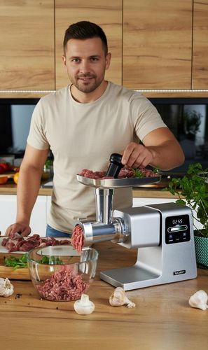 Maszynka do mięsa 7w1 Metalowa 4kg/min Yoer 2500W +Szatkownica+37 na Arena.pl