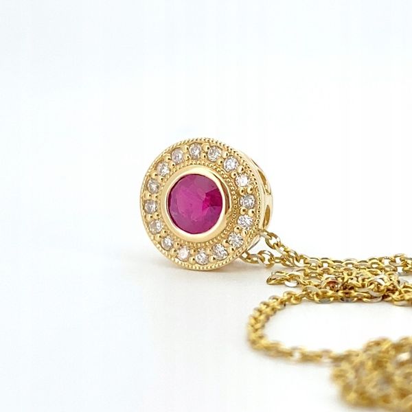 ZŁOTY WISIOREK z KOLEKCJI RAINBOW od DIAMANTI z 20 BRYLANTAMI i RUBINEM zdjęcie 2