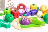 DREWNIANE WARZYWA DO KROJENIA DLA DZIECI 20SZT. ECOTOYS