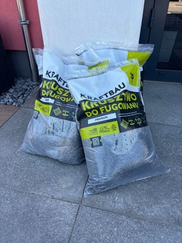 Mączka bazaltowa do zasypki kostki grafit piasek czarny bazalt 0-2mm na Arena.pl