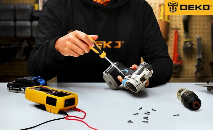 MŁOT UDAROWY MŁOTOWIERTARKA AKUMULATOROWA UDAR SDS+ AKU WIERTŁA DEKO 3J zdjęcie 3