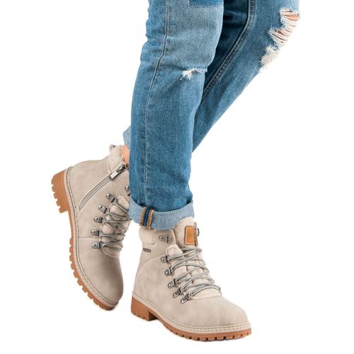 Traperki r.38 na Arena.pl