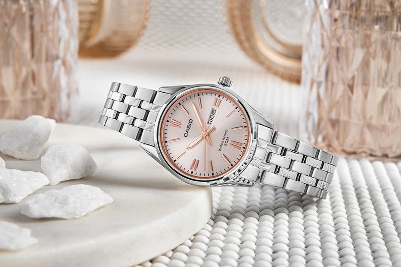 Zegarek Damski CASIO LTP-1335D-4AVDF + BOX zdjęcie 6