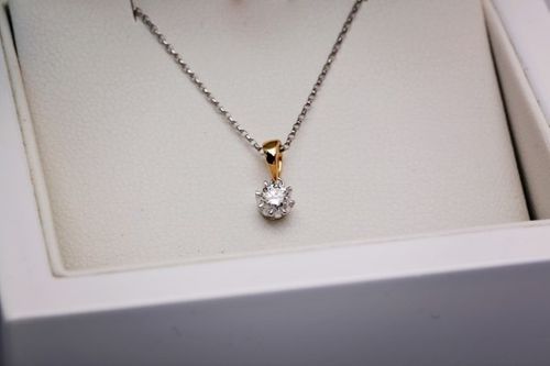 Złoty wisiorek WXD1930 - Diament na Arena.pl