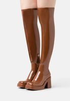 Kozaki lakierowane muszkieterki na platformie Steve Madden