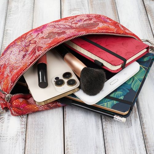 saszetka nerka damska skórzana z oryginalnym kwiatowym wzorem na Arena.pl